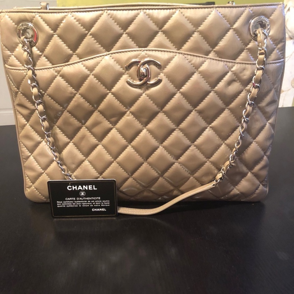 Handbag